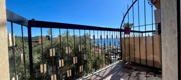 3 rooms Apartment in Imperia, Italy No. 36430 6