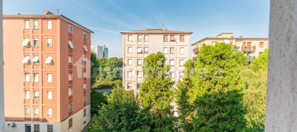 2 bedrooms Apartment in Milan, Italy No. 352164 25