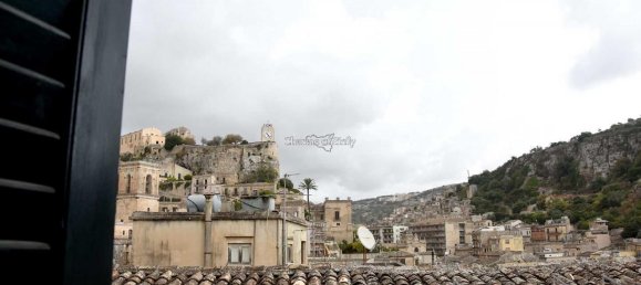 Casa de 2 habitaciónes en Modica, Italy No. 236057 22