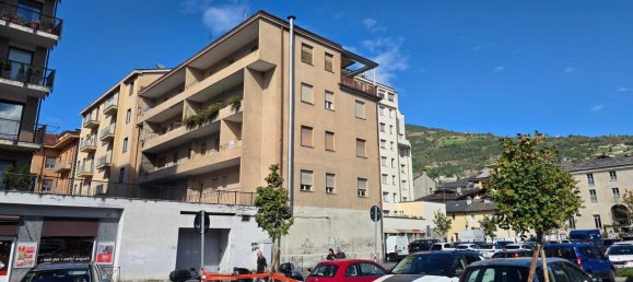 3 bedrooms Apartment in Aosta, Italy No. 341746 2