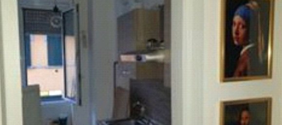 Квартира с 2 комнатами в Саронно, Италия № 201227 10