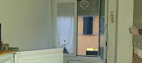 Квартира с 2 комнатами в Саронно, Италия № 201227 12