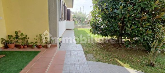 5 Schlafzimmer Villa in Pisa, Italy, Nr. 213286 2