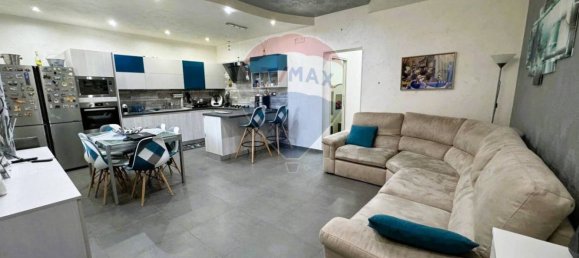 Дом с 3 спальнями в Приоло Гаргалло, Италия № 105579 2