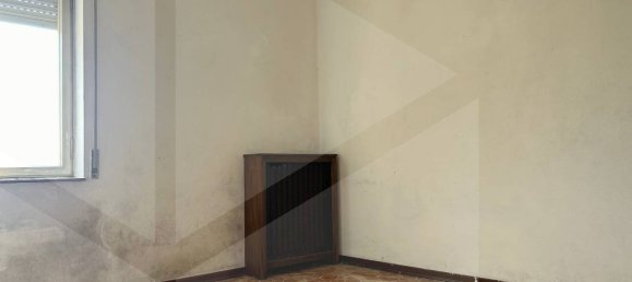 4 rooms Apartment in Vicenza, Italy No. 19250 11