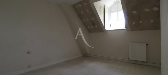 5 bedrooms House in Veuzain-sur-Loire, France No. 58963 14