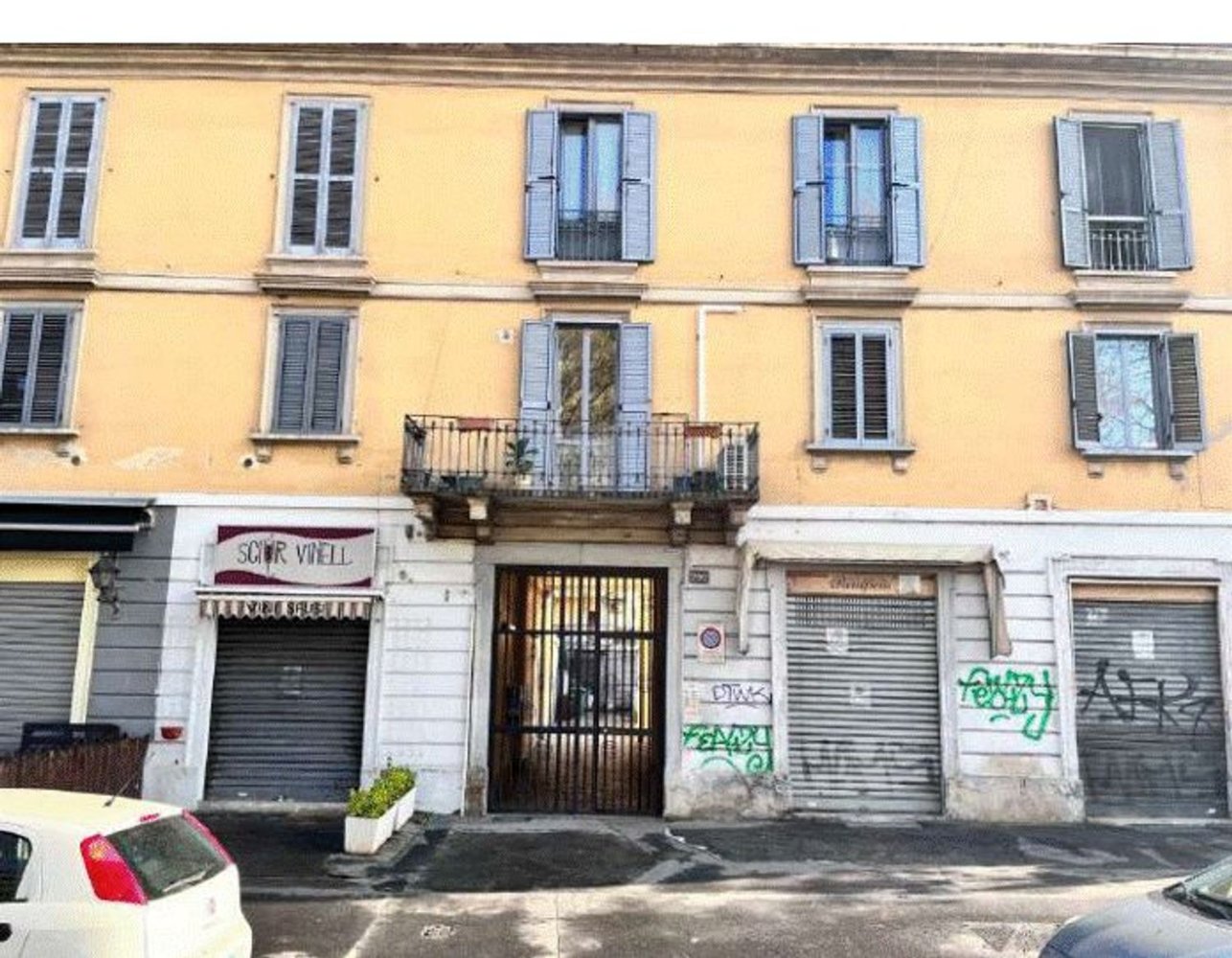 4-Zimmer Wohnung in Milan, Italy, Nr. 240847