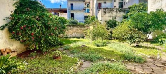 15 rooms House in Lecce, Italy No. 74715 6