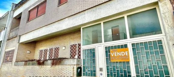 15 rooms House in Lecce, Italy No. 74715 2