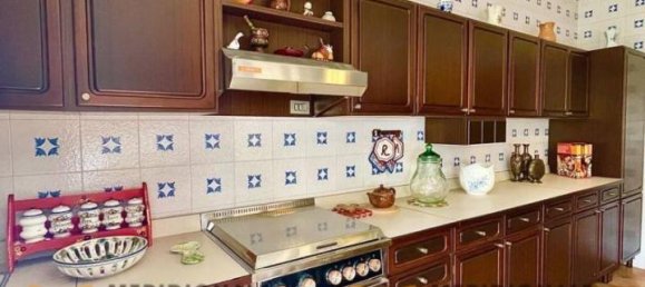 15 rooms House in Lecce, Italy No. 74715 11