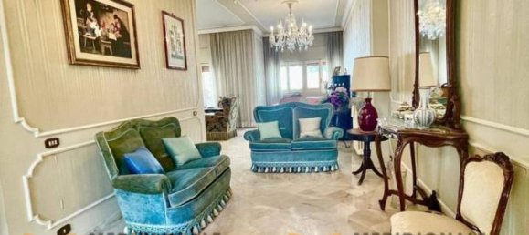 15 rooms House in Lecce, Italy No. 74715 3