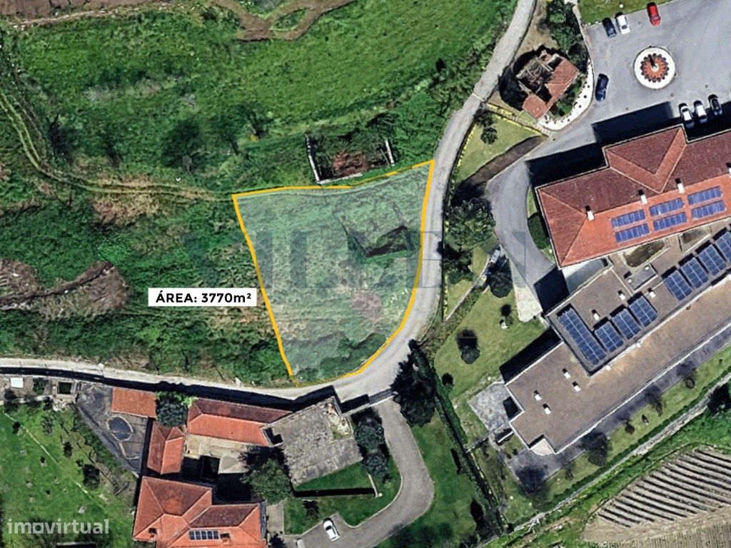 Terreno en Guimaraes, Portugal 3770 m² No. 214380