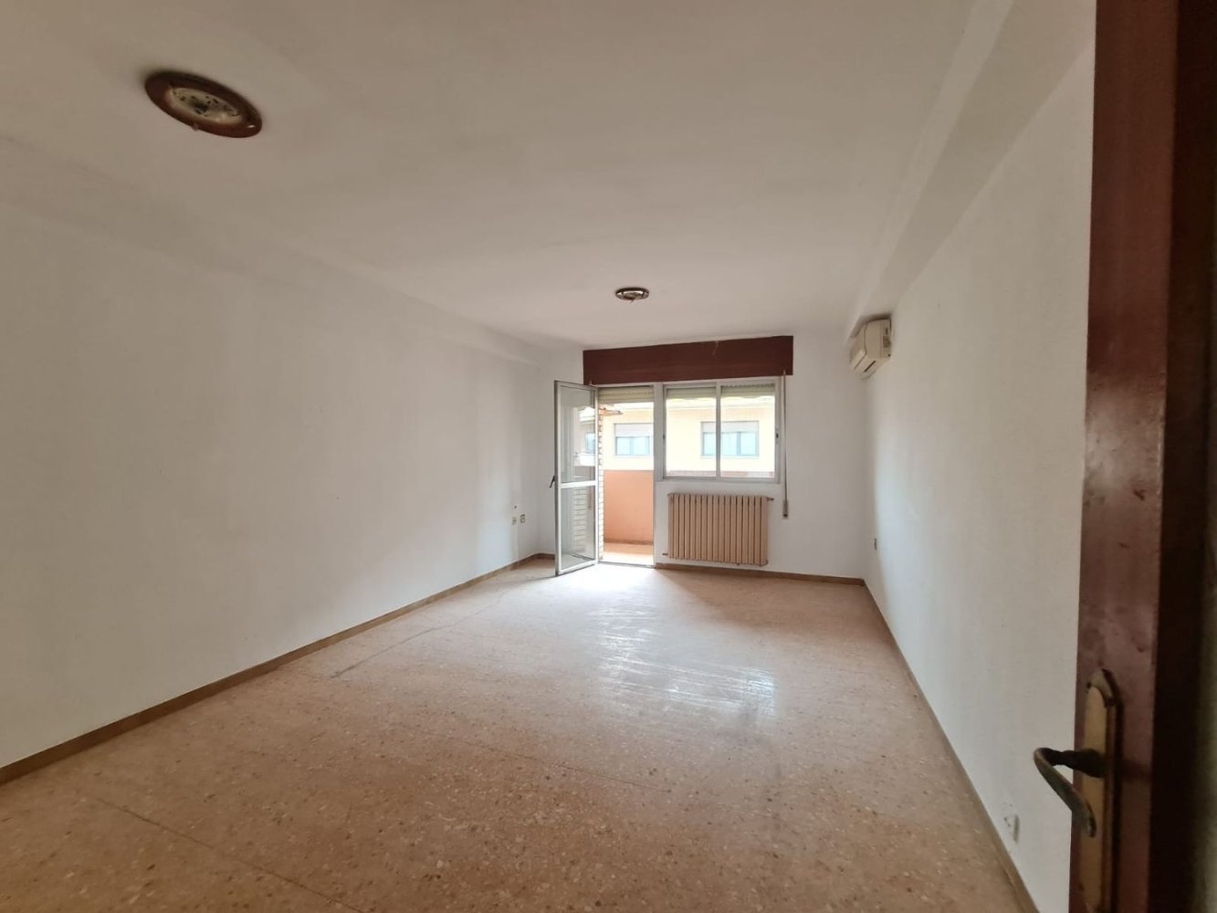 4 bedrooms Apartment in Caspe, Spain No. 92275