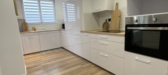 2 bedrooms House in Bruay-la-Buissiere, France No. 262283 3