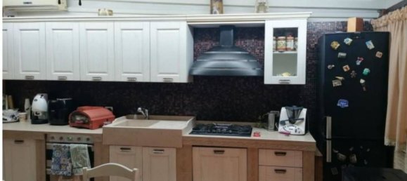 4 bedrooms Apartment in San Severo, Italy No. 341075 8