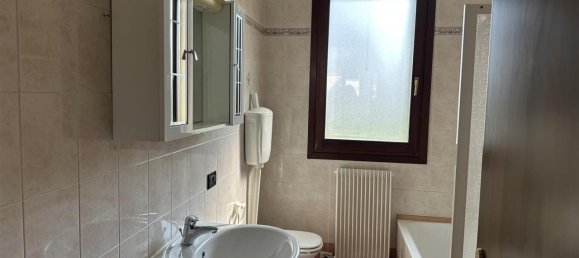 Apartamento de 3 divisões em Trebaseleghe, Italy N.º 37721 12