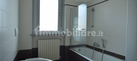 2 bedrooms Apartment in Turin, Italy No. 297611 14
