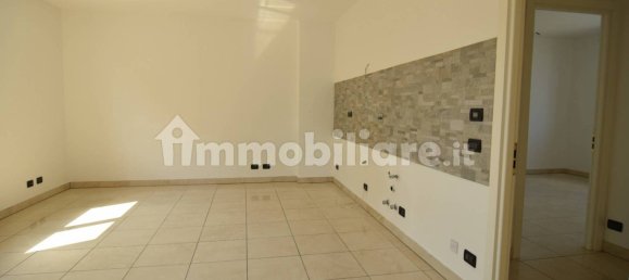 2 bedrooms Apartment in Turin, Italy No. 297611 2
