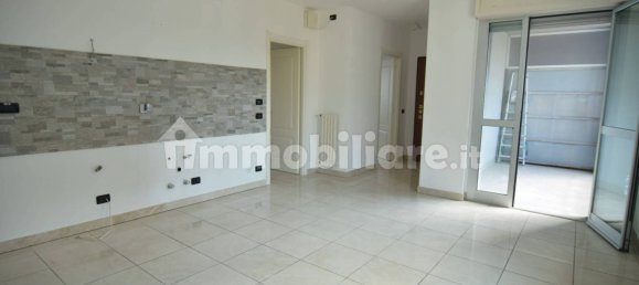 2 bedrooms Apartment in Turin, Italy No. 297611 8