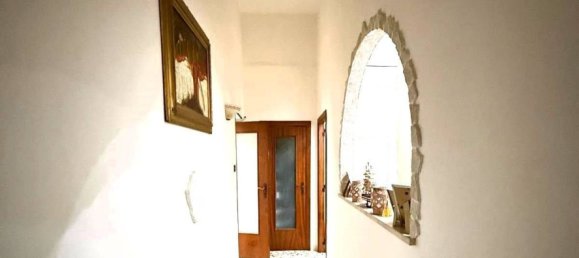 6-salle Appartement à Naples, Italy No. 104121 37