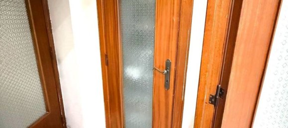 6-salle Appartement à Naples, Italy No. 104121 7
