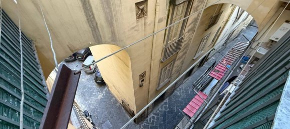 6-salle Appartement à Naples, Italy No. 104121 29