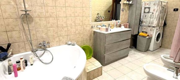 6-salle Appartement à Naples, Italy No. 104121 31