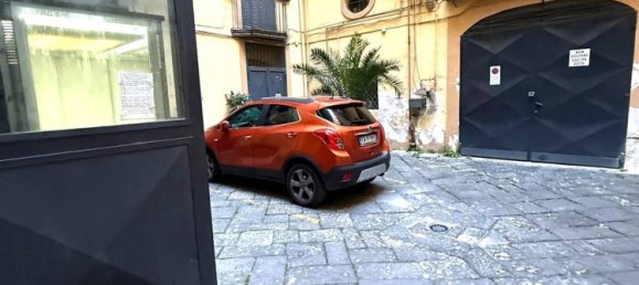 6-salle Appartement à Naples, Italy No. 104121 22
