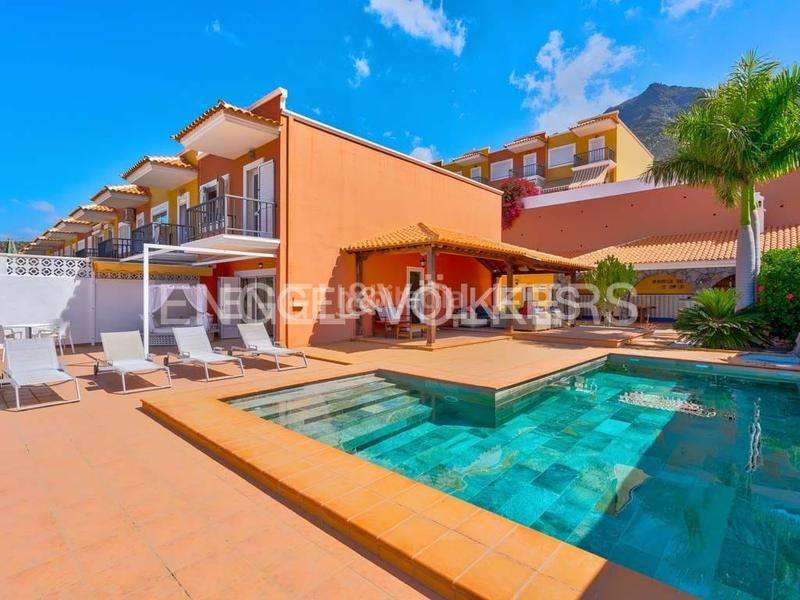 2 غرف نوم منزل في Adeje, Spain رقم 237487