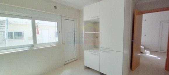 4 Schlafzimmer Haus in Seixal, Portugal, Nr. 183413 7