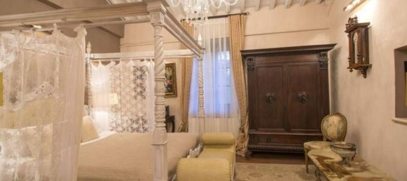 20 rooms Villa in Barga, Italy No. 211058 5