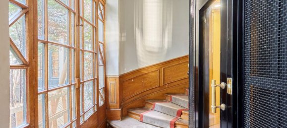 3 bedrooms Apartment in Paris, France No. 150992 20