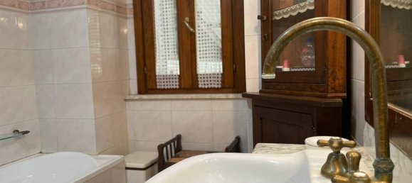 Вилла с 3 спальнями в Фонтана Лири, Италия № 61930 32