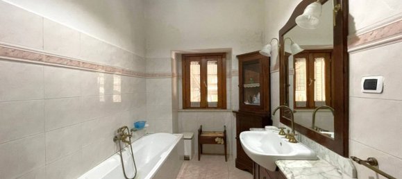 Вилла с 3 спальнями в Фонтана Лири, Италия № 61930 31