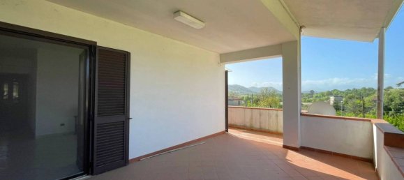 Вилла с 3 спальнями в Фонтана Лири, Италия № 61930 14