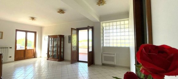 Вилла с 3 спальнями в Фонтана Лири, Италия № 61930 7