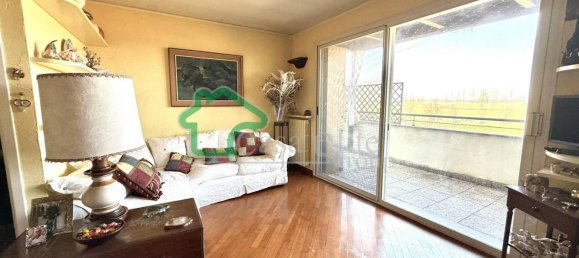 2 bedrooms Apartment in Crema, Italy No. 207547 20