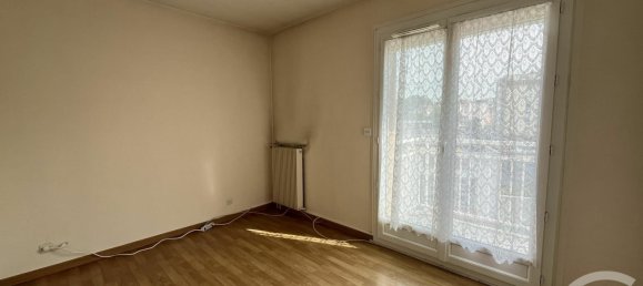 2 chambres Appartement à Maurepas, France No. 324614 13