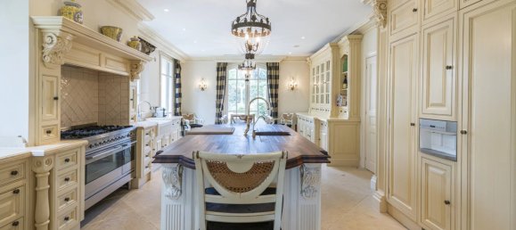 9 bedrooms Villa in Mougins, France No. 13 13