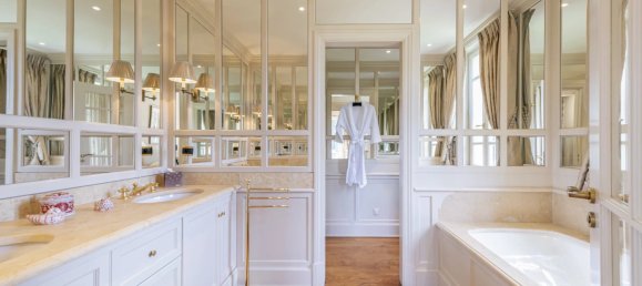 9 bedrooms Villa in Mougins, France No. 13 8