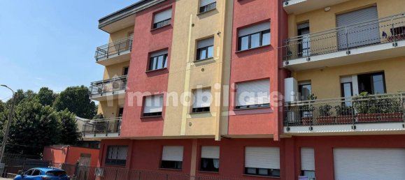 2 Schlafzimmer Wohnung in Macherio, Italy, Nr. 332233 11