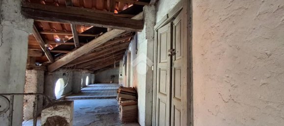 3 rooms Apartment in Varallo Pombia, Italy No. 285313 20