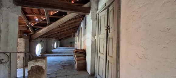 3 rooms Apartment in Varallo Pombia, Italy No. 285313 21