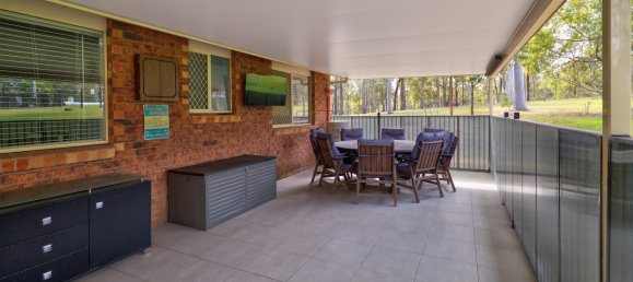 Casa de 4 dormitorios en Mount Hallen, Australia No. 398 3