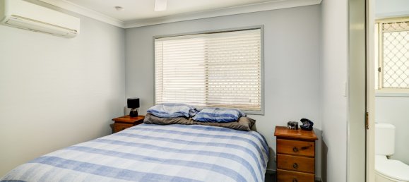 Casa de 4 dormitorios en Mount Hallen, Australia No. 398 15