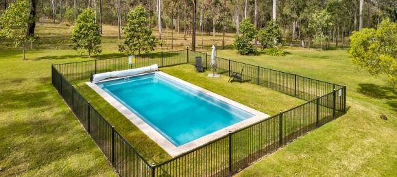 Casa de 4 dormitorios en Mount Hallen, Australia No. 398 2