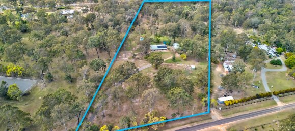 Casa de 4 dormitorios en Mount Hallen, Australia No. 398 17