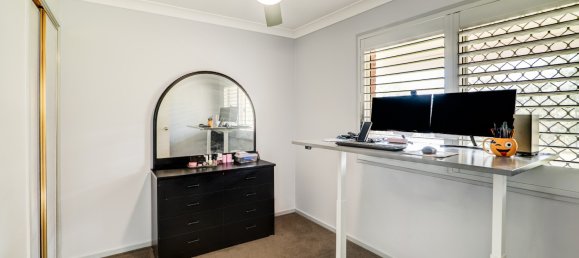 Casa de 4 dormitorios en Mount Hallen, Australia No. 398 14