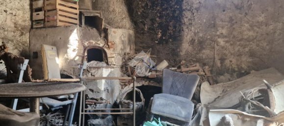 2 bedrooms House in Aci Sant'Antonio, Italy No. 300046 4