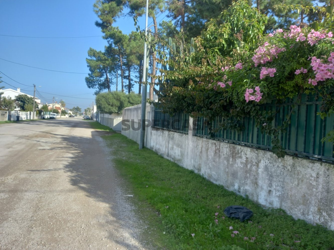  قطعة أرض في Almada, Portugal رقم 161287